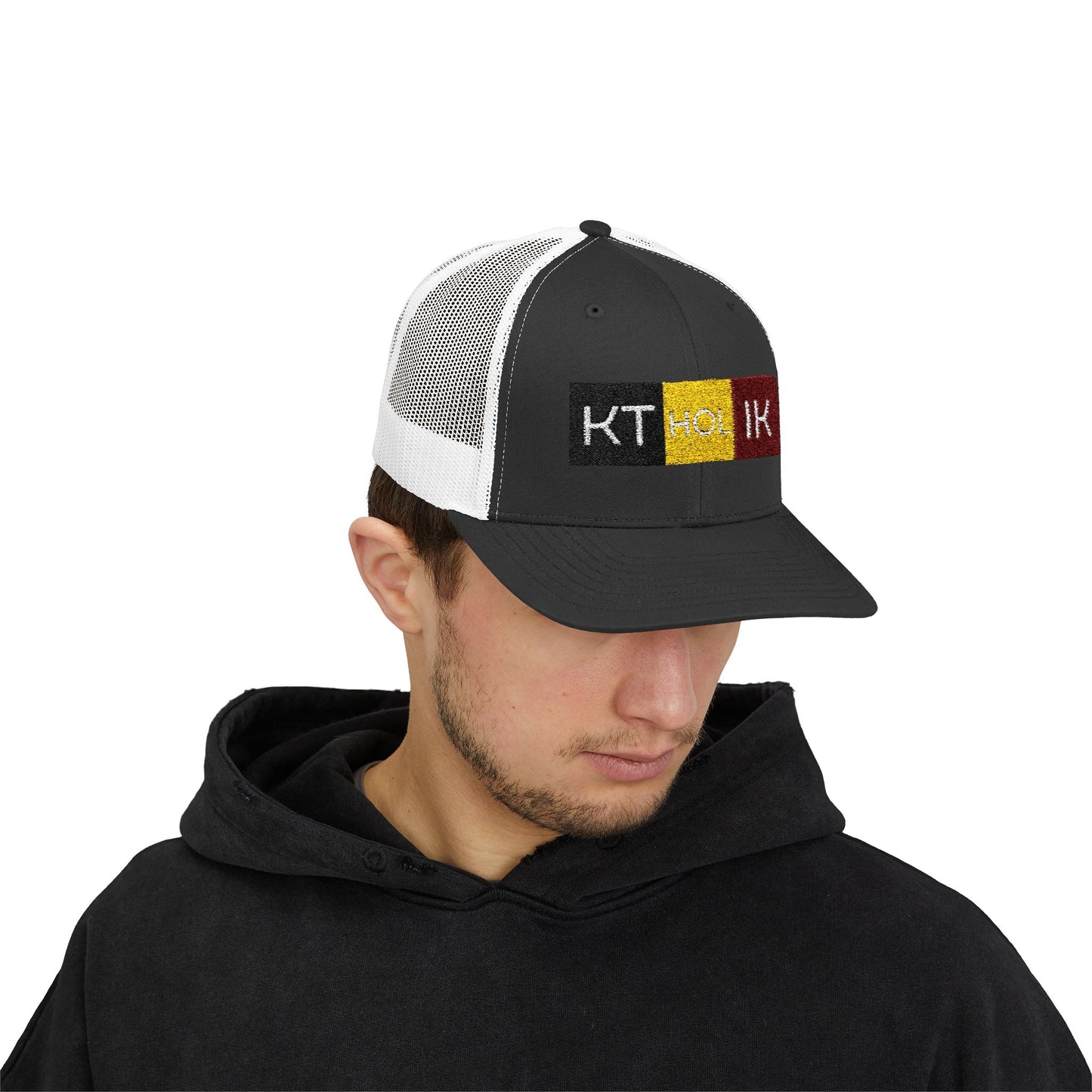 Stylish KT HOLIK Snapback Trucker Cap for Everyday Wear