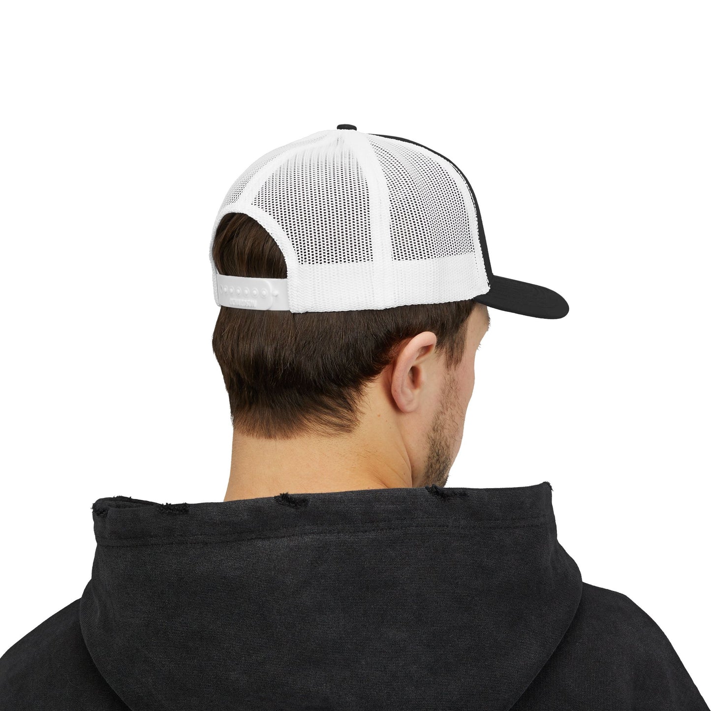 Stylish KT HOLIK Snapback Trucker Cap for Everyday Wear