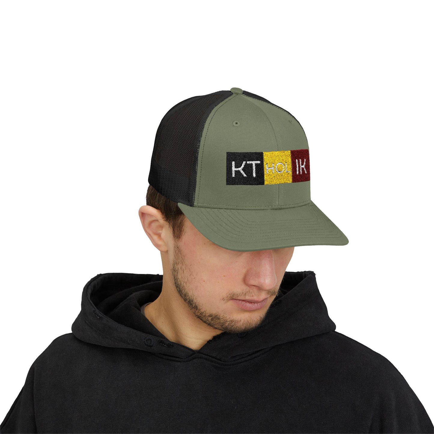 Stylish KT HOLIK Snapback Trucker Cap for Everyday Wear