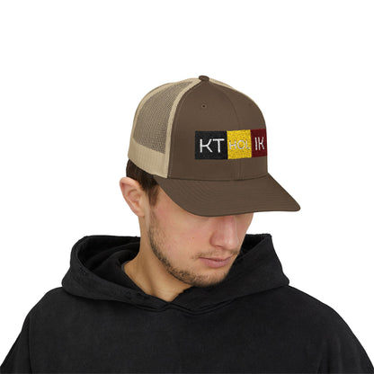 Stylish KT HOLIK Snapback Trucker Cap for Everyday Wear