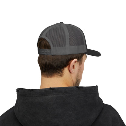 Stylish KT HOLIK Snapback Trucker Cap for Everyday Wear