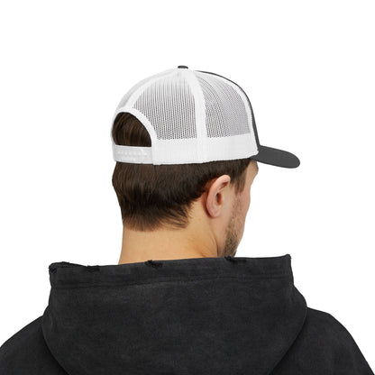 Stylish KT HOLIK Snapback Trucker Cap for Everyday Wear
