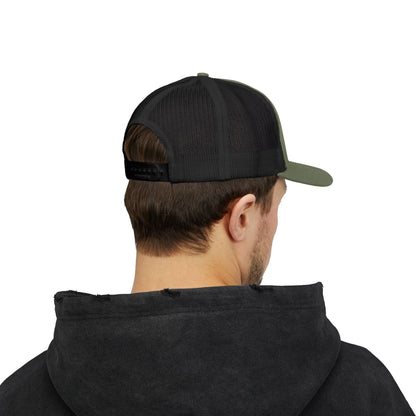 Stylish KT HOLIK Snapback Trucker Cap for Everyday Wear